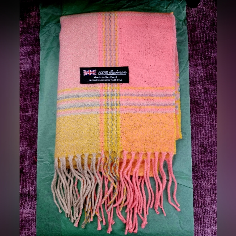 ● Beautiful Pink & Yellow Cashmere Scarf